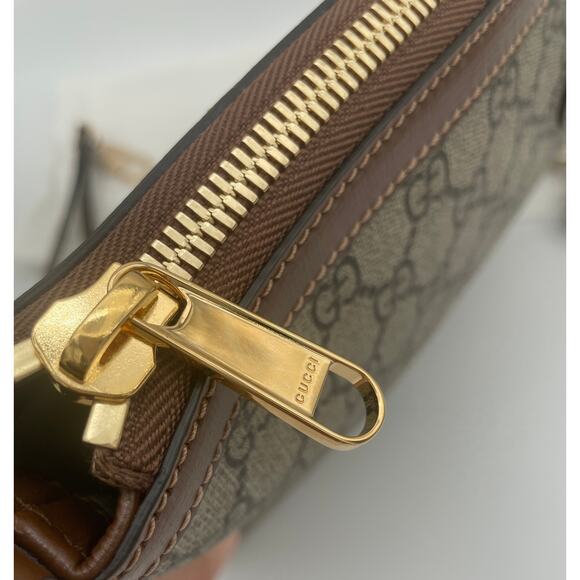 $2050 NEW GUCCI GG ZIP CROSSBODY WRISTLET LARGE BAG UNISEX AUTHENTIC! - Picture 8 of 14